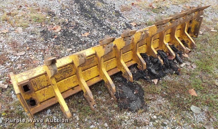 image for item K1079 Saki SV500TF single drum vibratory roller