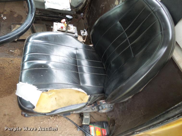 image for item K1086 1978 Ford 9000 dump truck