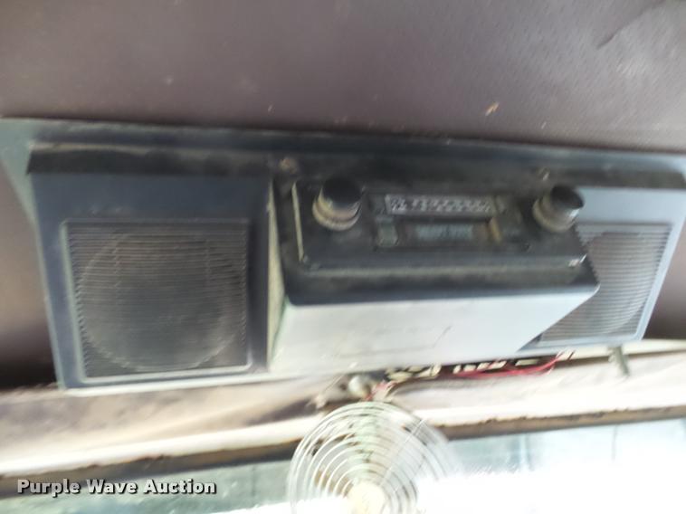 image for item K1086 1978 Ford 9000 dump truck