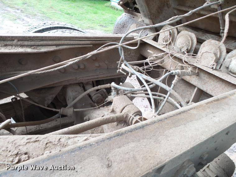 image for item K1086 1978 Ford 9000 dump truck