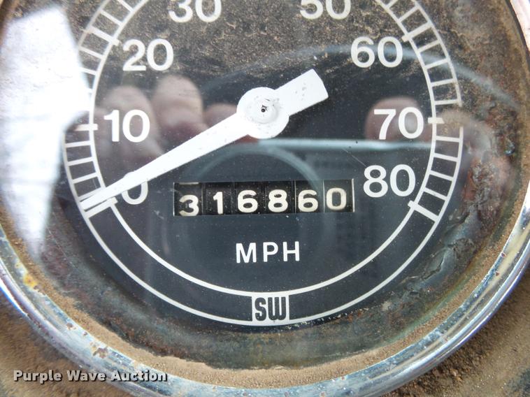 image for item K1086 1978 Ford 9000 dump truck