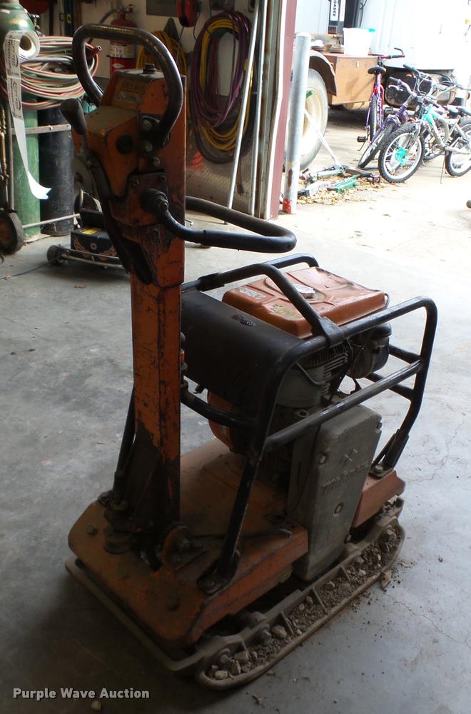 image for item K1413 Mikasa MVH-302GA plate compactor