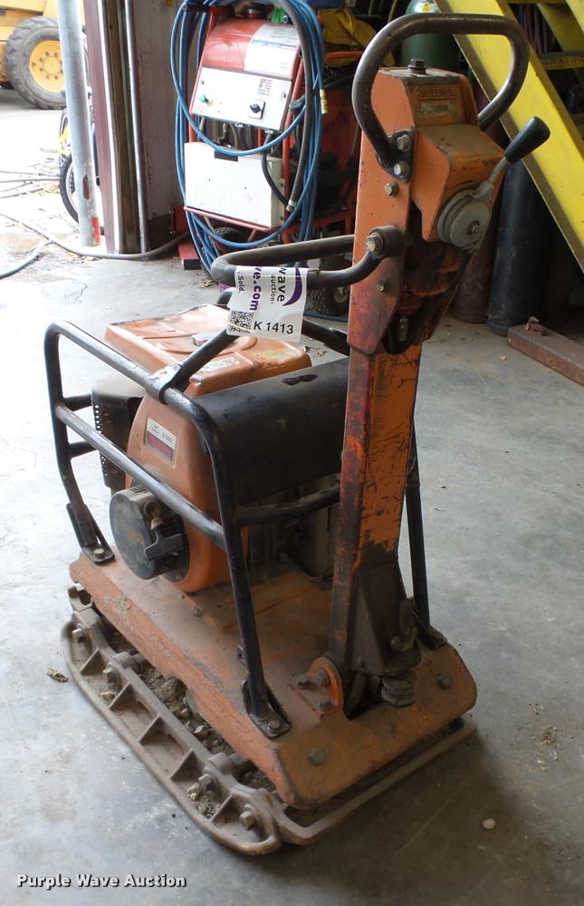 image for item K1413 Mikasa MVH-302GA plate compactor