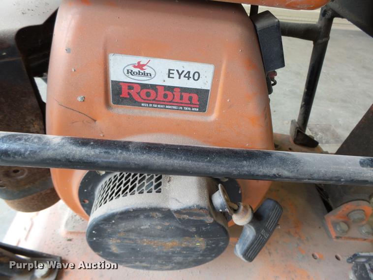 image for item K1413 Mikasa MVH-302GA plate compactor