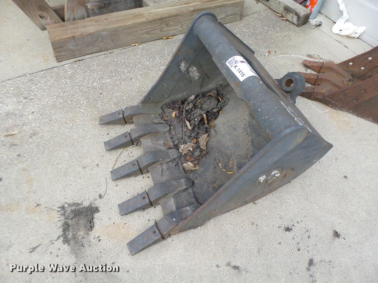 image for item K1416 CP excavator bucket