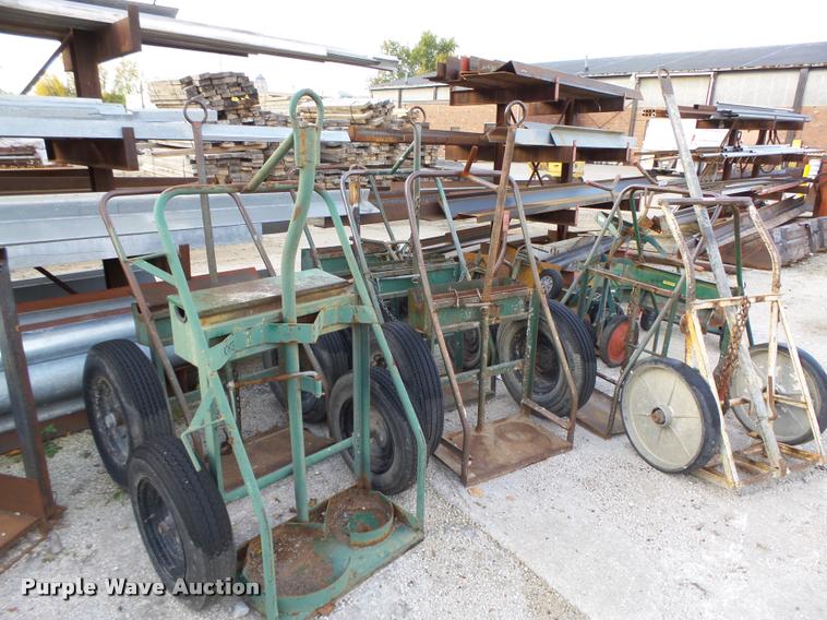 image for item K1423 Approximately 13 oxygen/acetylene carts