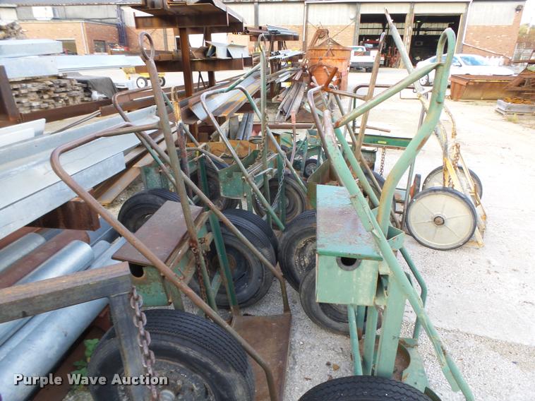 image for item K1423 Approximately 13 oxygen/acetylene carts