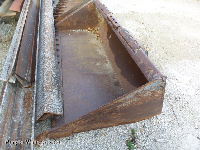 image for item K1424 New Holland skid steer bucket