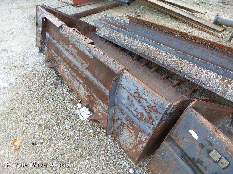 image for item K1424 New Holland skid steer bucket