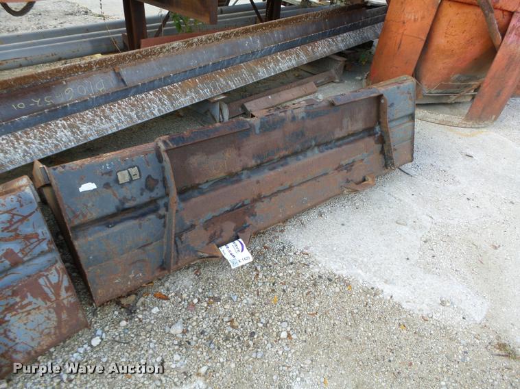 image for item K1425 New Holland skid steer bucket