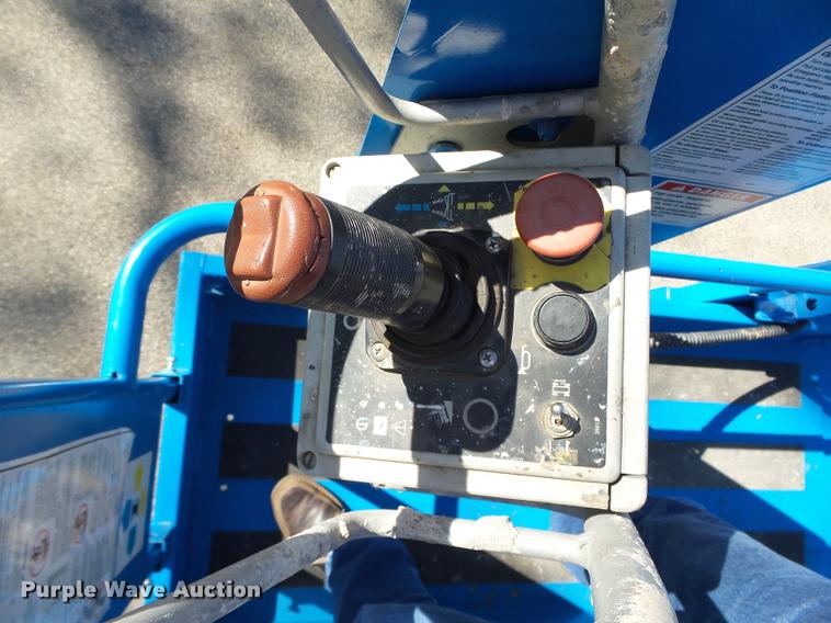 image for item K1430 1999 Genie GS2032 scissor lift