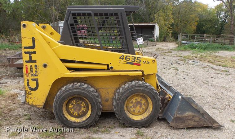 image for item K1450 2000 Gehl SL4635 skid steer
