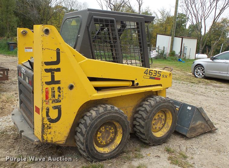 image for item K1450 2000 Gehl SL4635 skid steer
