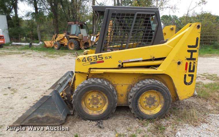 image for item K1450 2000 Gehl SL4635 skid steer