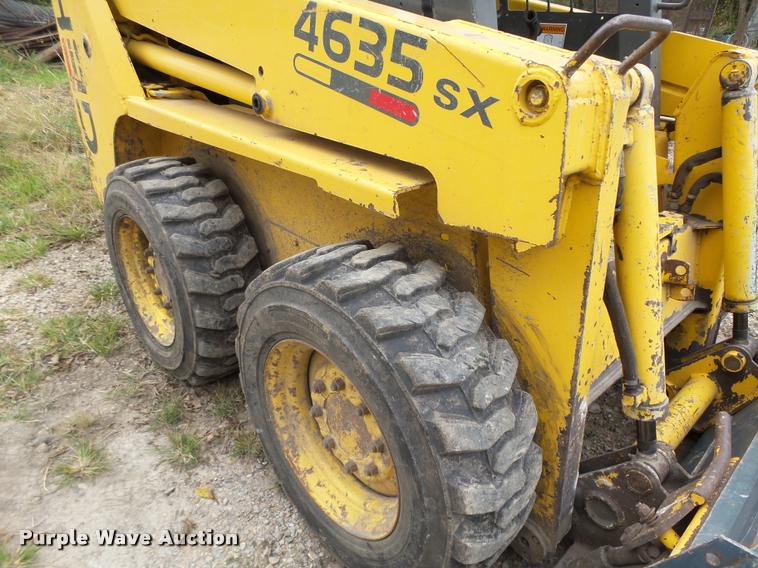 image for item K1450 2000 Gehl SL4635 skid steer