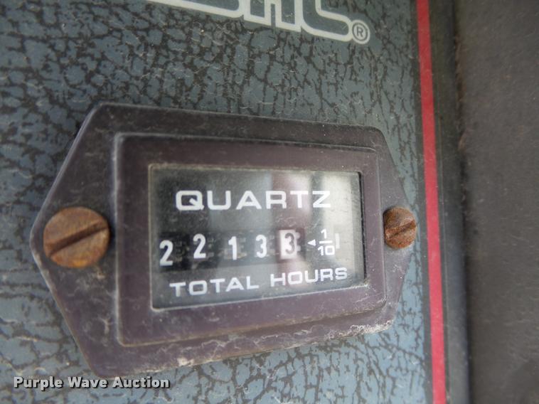 image for item K1450 2000 Gehl SL4635 skid steer