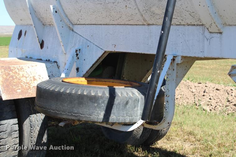 image for item K1907 1977 Downs-Clark tank trailer