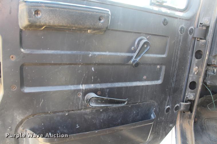 image for item K1916 1994 International 4700LP flatbed truck with environmental drill