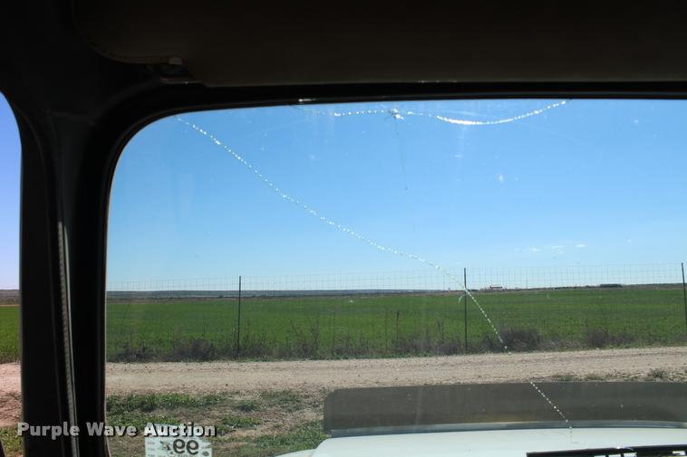 image for item K1916 1994 International 4700LP flatbed truck with environmental drill