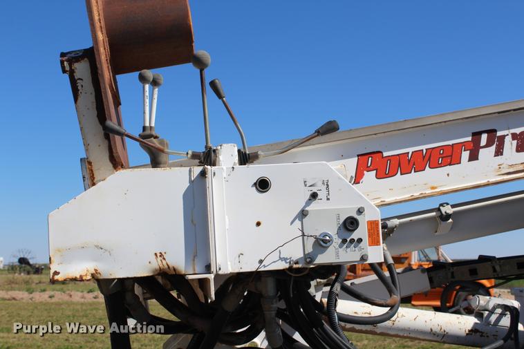 image for item K1916 1994 International 4700LP flatbed truck with environmental drill