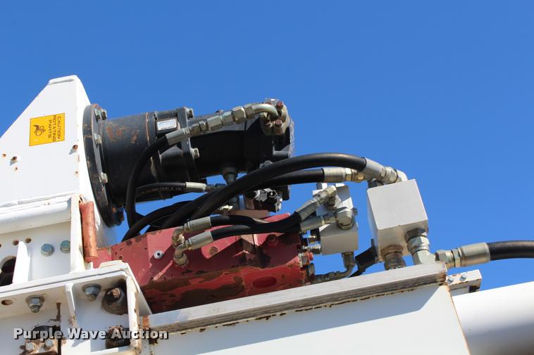 image for item K1916 1994 International 4700LP flatbed truck with environmental drill