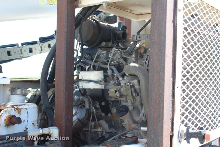 image for item K1916 1994 International 4700LP flatbed truck with environmental drill