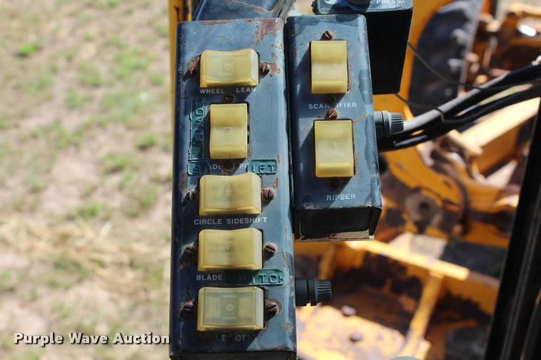 image for item K1917 John Deere 770A motor grader