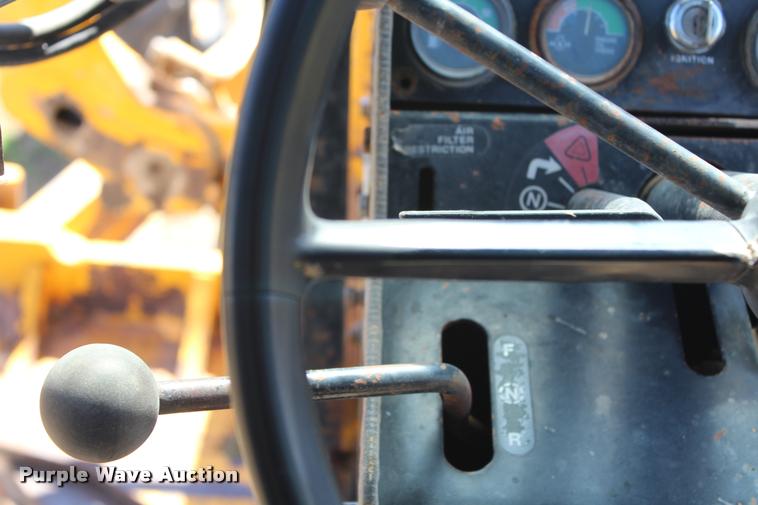 image for item K1917 John Deere 770A motor grader