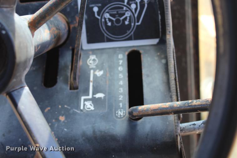 image for item K1917 John Deere 770A motor grader