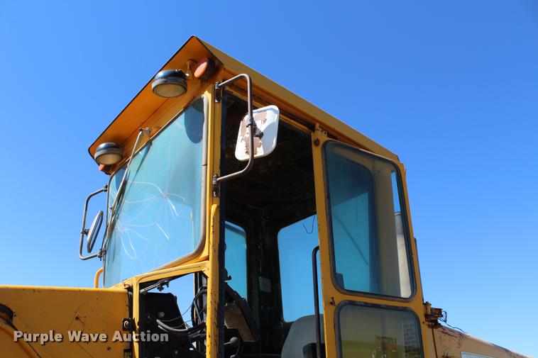 image for item K1917 John Deere 770A motor grader