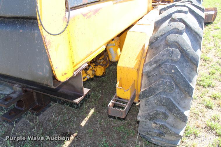 image for item K1917 John Deere 770A motor grader