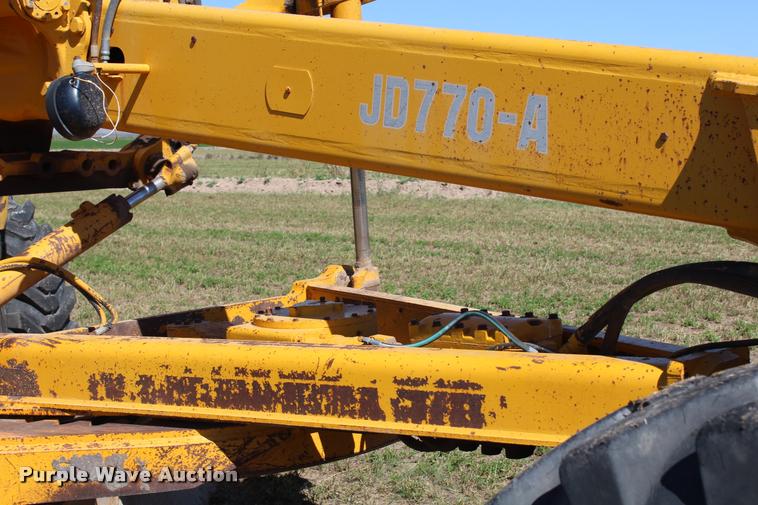 image for item K1917 John Deere 770A motor grader