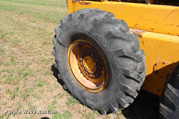 image for item K1917 John Deere 770A motor grader