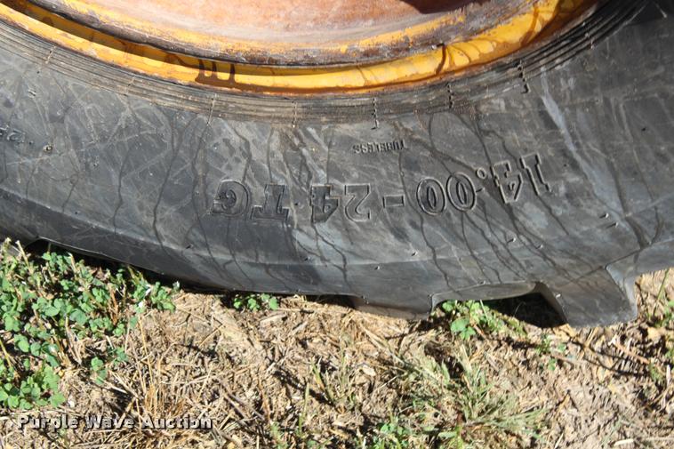 image for item K1917 John Deere 770A motor grader