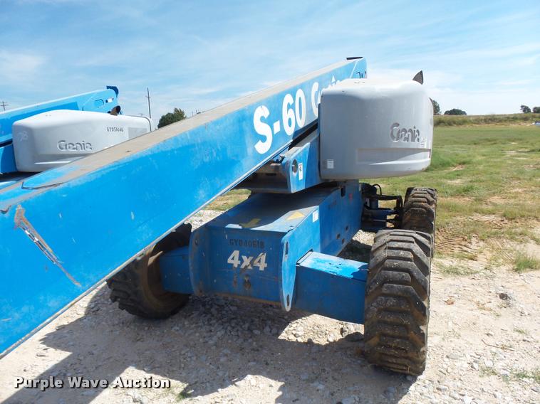image for item K3001 2004 Genie S60 boom lift