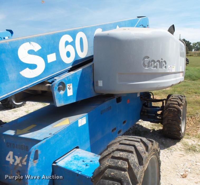 image for item K3001 2004 Genie S60 boom lift