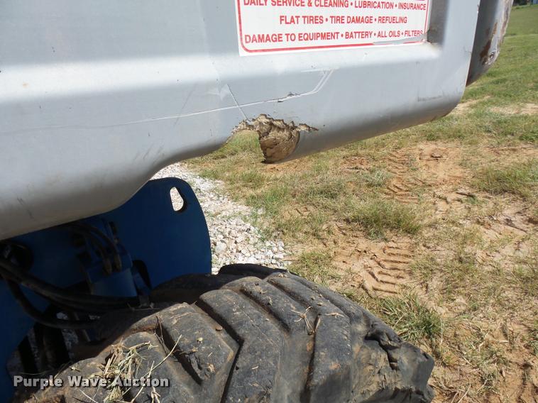 image for item K3001 2004 Genie S60 boom lift