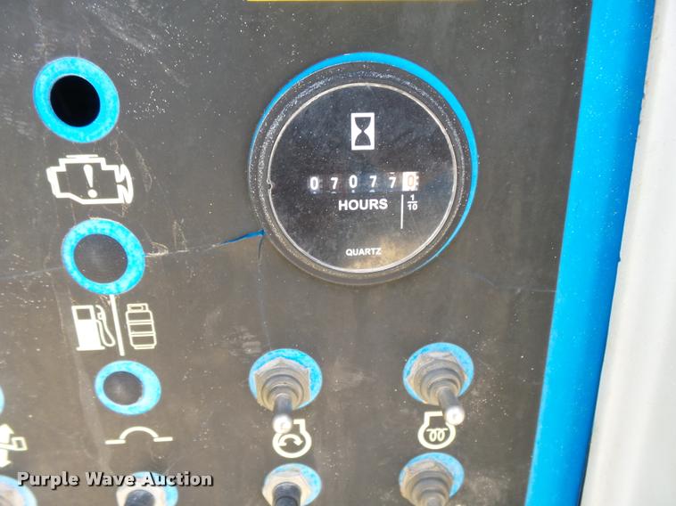 image for item K3001 2004 Genie S60 boom lift