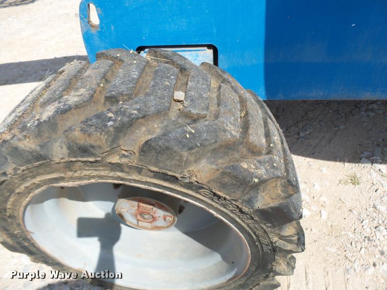 image for item K3001 2004 Genie S60 boom lift