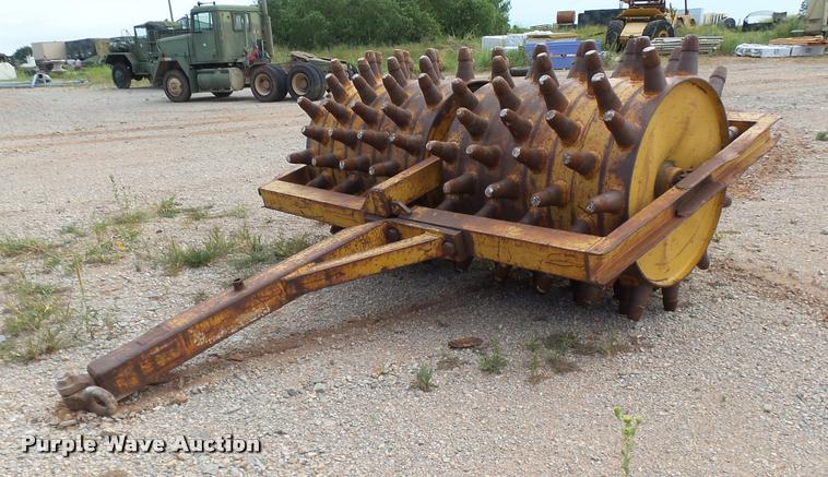 image for item K3101 Double drum sheeps foot roller