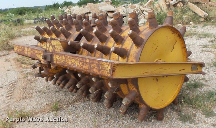 image for item K3101 Double drum sheeps foot roller