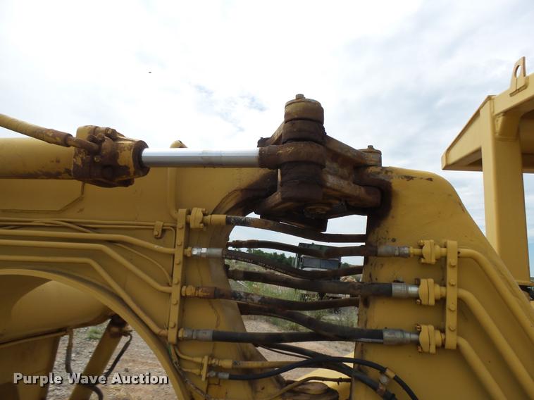 image for item K3104 1973 Caterpillar 613 elevating scraper
