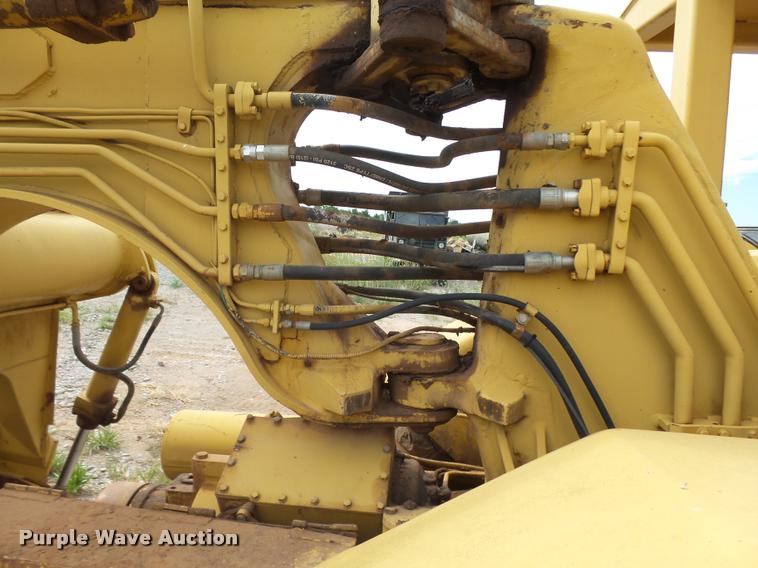 image for item K3104 1973 Caterpillar 613 elevating scraper