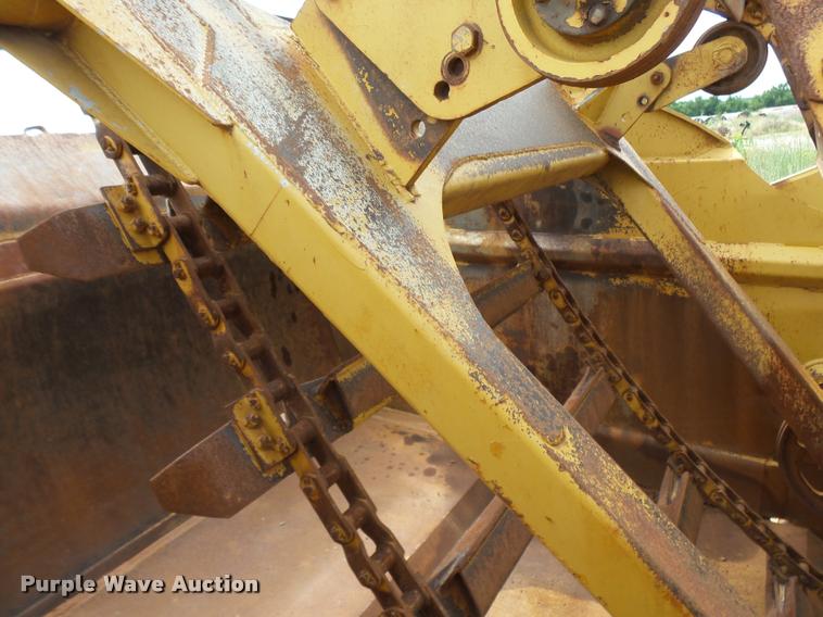 image for item K3104 1973 Caterpillar 613 elevating scraper