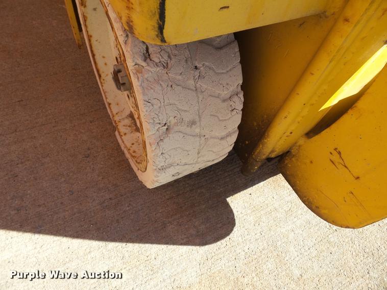 image for item K3453 Haulotte 1530E scissor lift