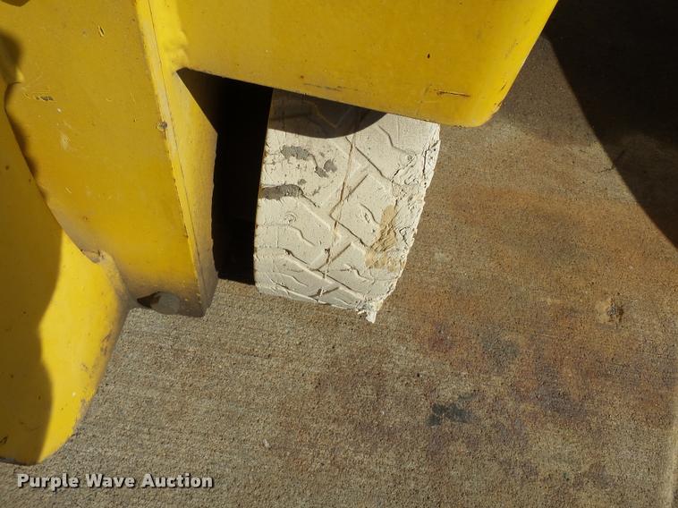 image for item K3453 Haulotte 1530E scissor lift