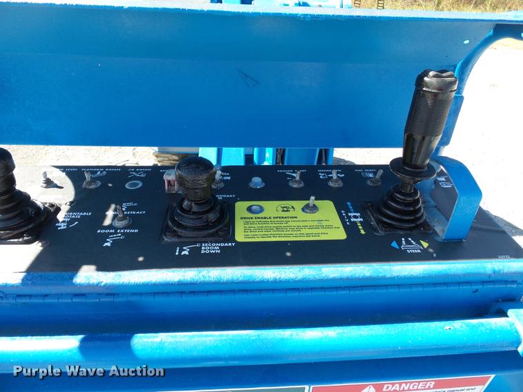 image for item K3454 1998 Genie Z45/22 boom lift