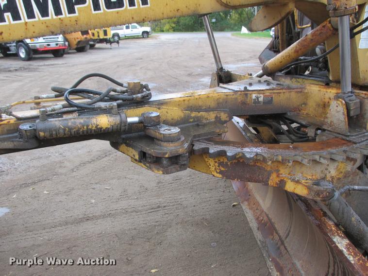 image for item K4221 1989 Champion 730A motor grader