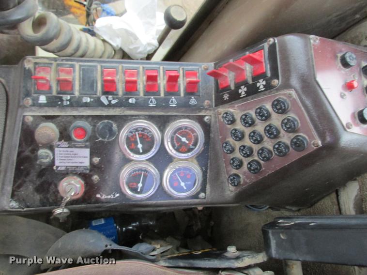 image for item K4221 1989 Champion 730A motor grader