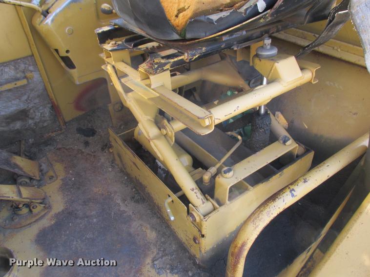 image for item K4236 1973 Caterpillar 631C conventional scraper